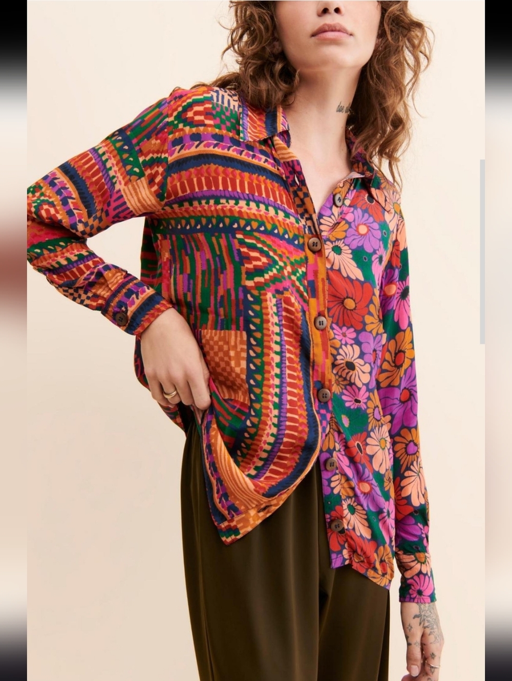Farm Rio Abstract Floral Silky Button-up Shirt Small
